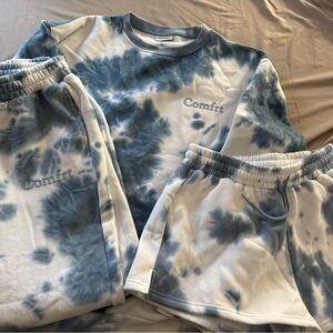 Comfrt Blue Tie-Dye Women's Crew Neck Sweater